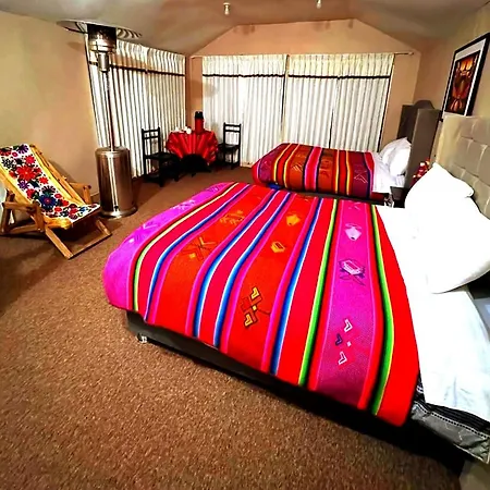 Uros Maya Lodge Puno Exterior photo