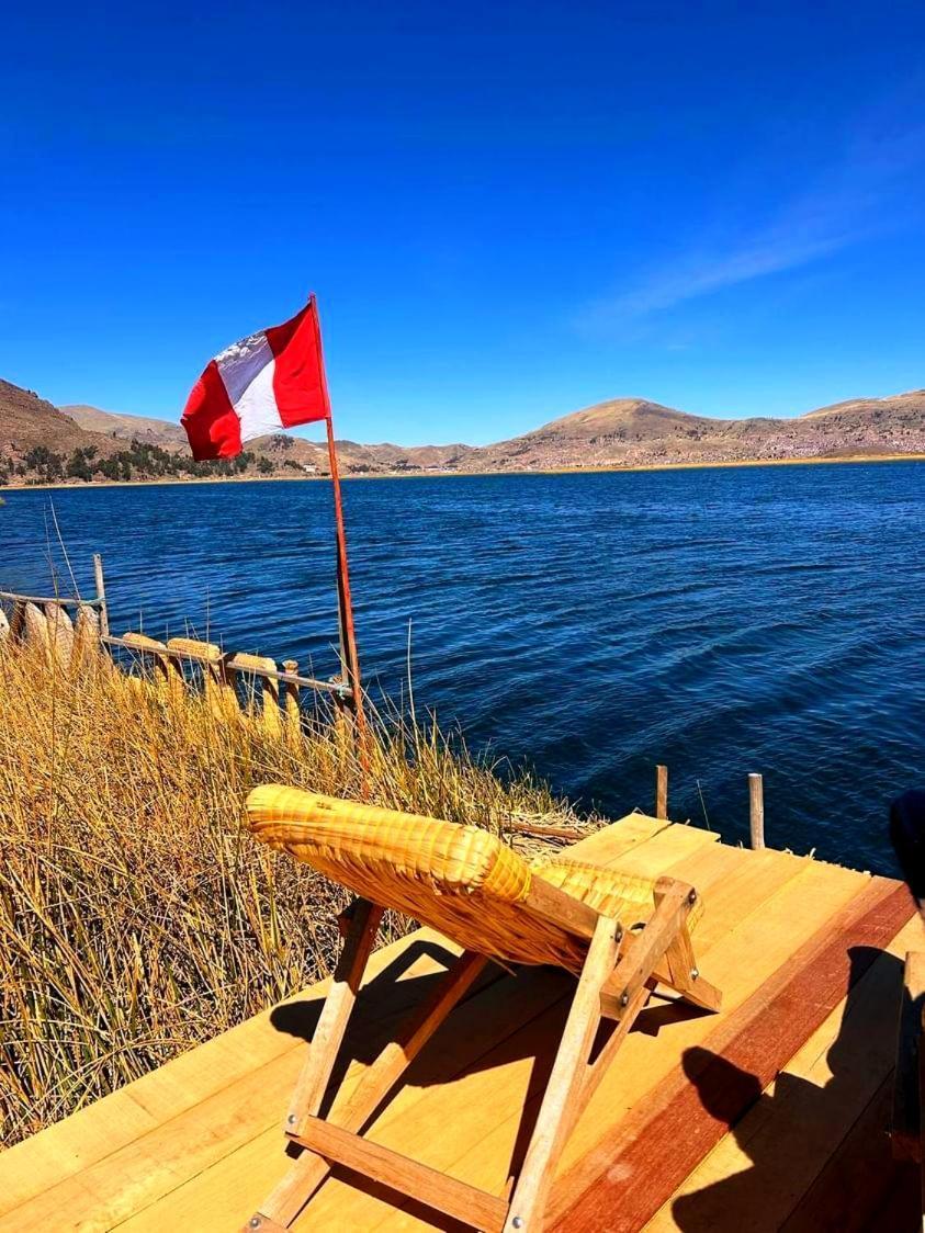 Lodge Uros Maya *
